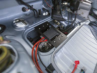 Drive Straat - 1974 Porsche 911 SC Polar Silver 9114103164 - Assembly